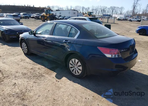 2009 Honda Accord 2.4 Lx z USA, uszkodzony, nr VIN 1HGCP263X9A024448